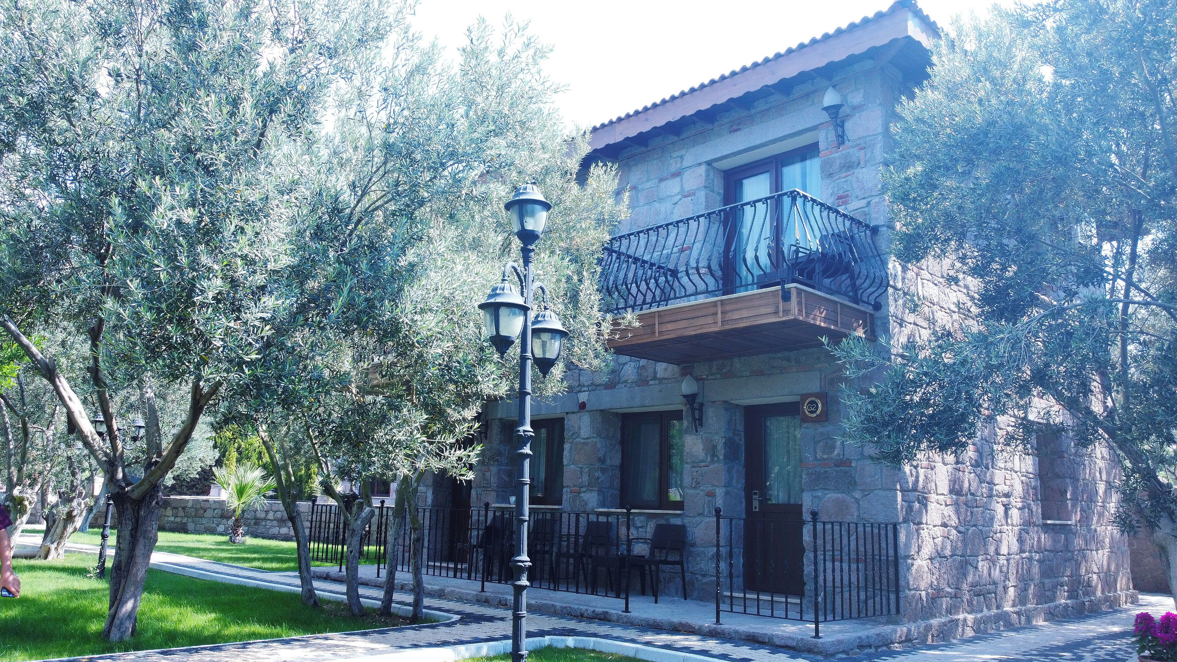 minibar, in-room safe, desk, soundproofing