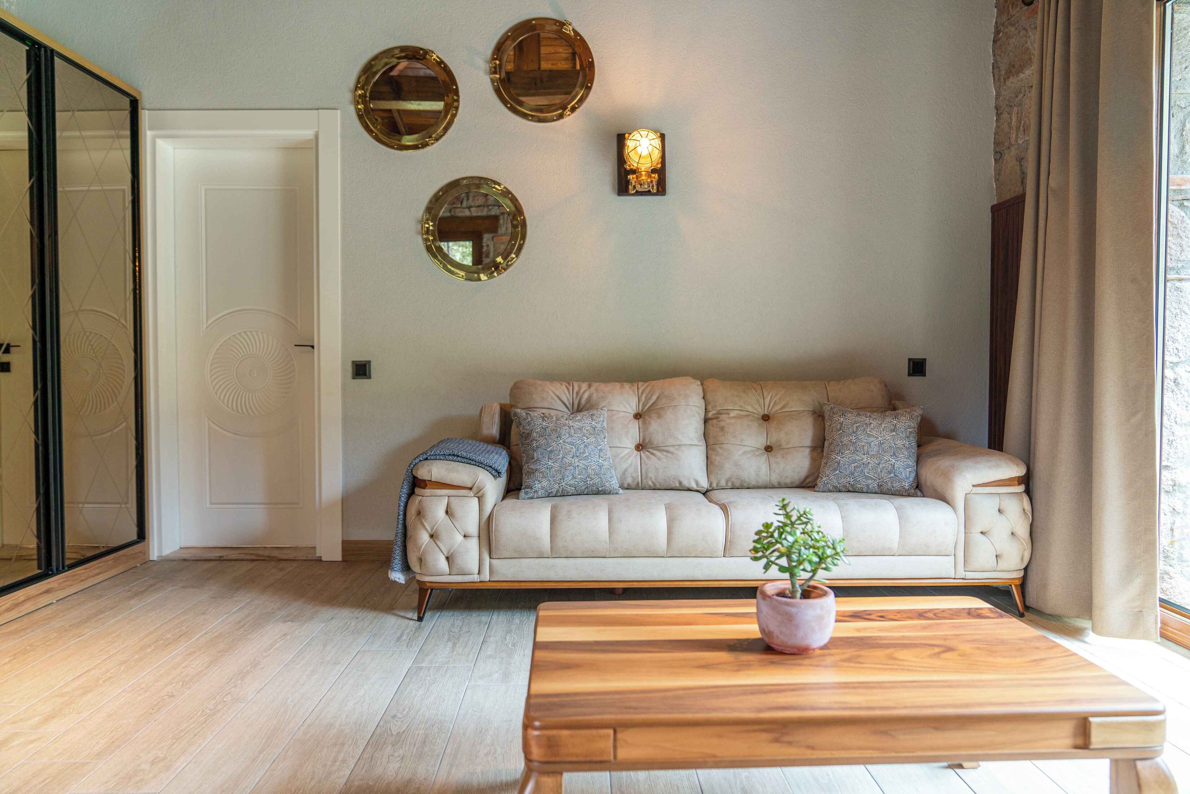 minibar, in-room safe, desk, soundproofing