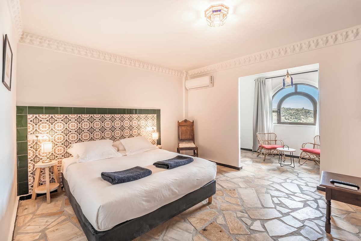 Camera Superior, 1 letto queen, non fumatori, vista montagna | Biancheria in cotone egiziano, biancheria da letto di alta qualità