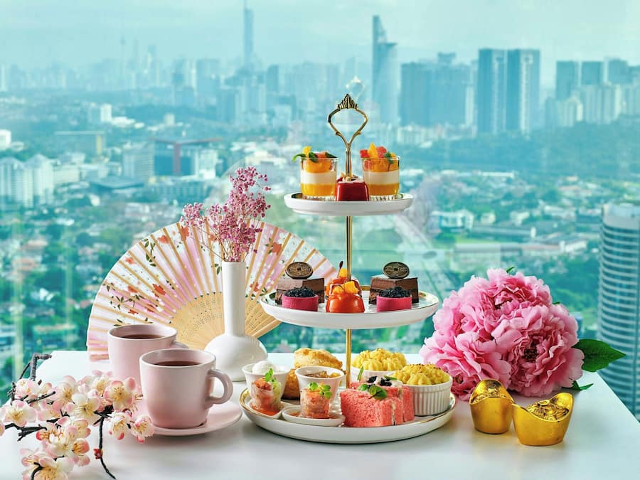 2 bares/lounges, bar ao lado da piscina