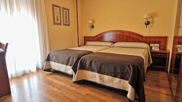 Desk, free WiFi, bed sheets