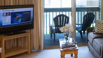 Standard Villa, 2 Bedrooms | Living room | Flat-screen TV