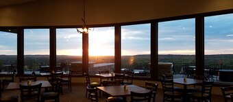 Gull Lake View Golf Resort