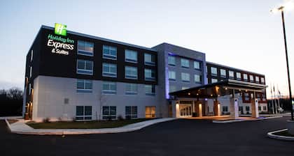 Holiday Inn Express and Suites Gettysburg by IHG