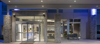 Holiday Inn Express and Suites North Brunswick by IHG