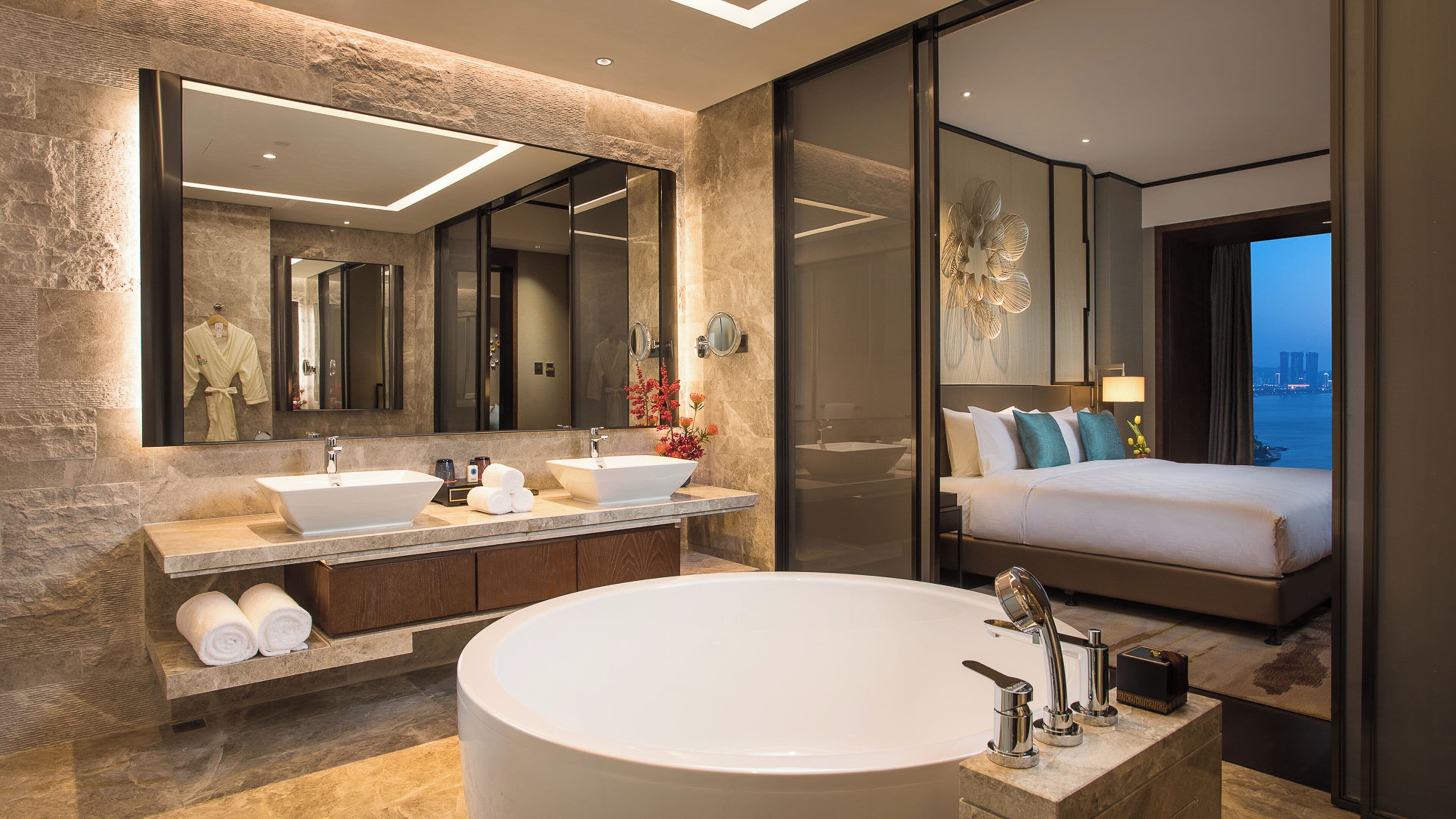 Premium bedding, minibar, in-room safe, desk