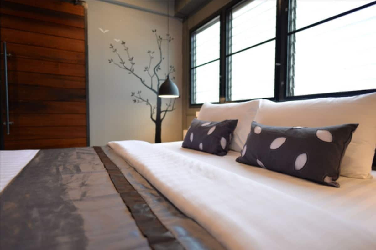 standard double room | desk, free wifi