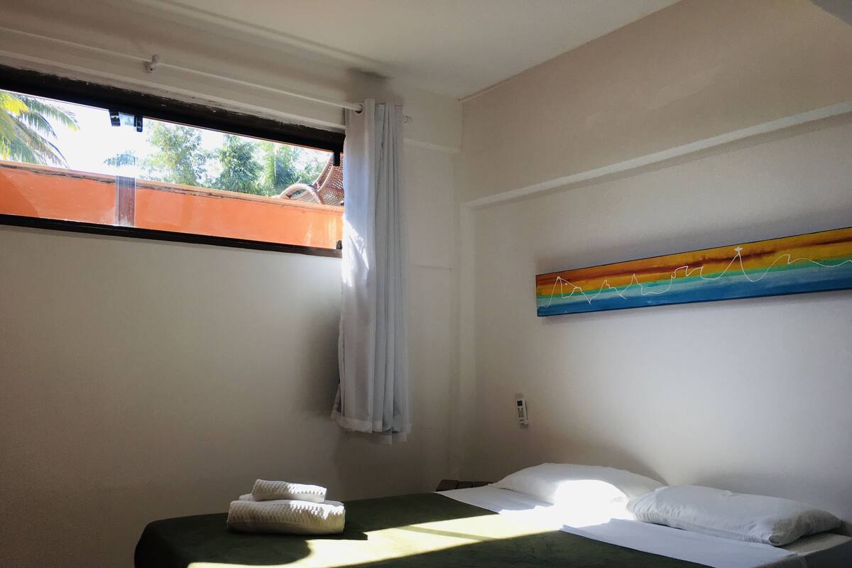 Een minibar, gratis wifi