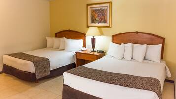 1 habitación, escritorio, cortinas blackout y insonorización