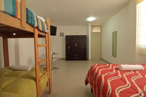 Basic Quadruple Room, 1 Bedroom, Non Smoking, Shared Bathroom