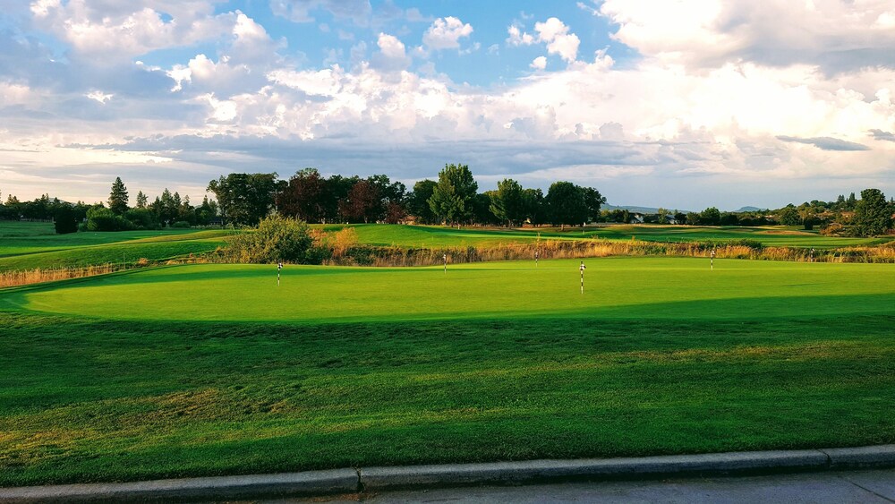 Resort at Eagle Point Golf Club Lodging photo 5
