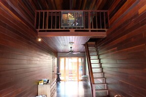 Living area - Ruen Khaoyai (Pak Chong)