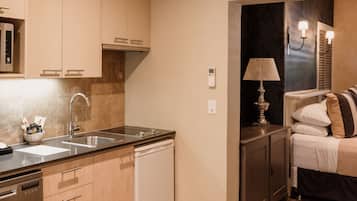 Apartment, 1 Bedroom (Inn Two) | Private kitchenette | Full-sized fridge, microwave, stovetop, dishwasher