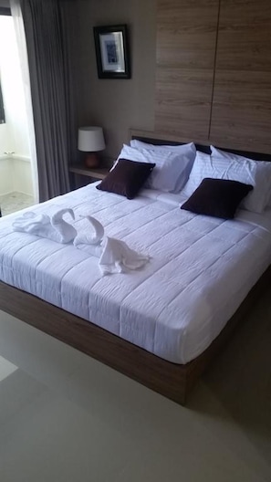 Habitación estándar | Escritorio, cortinas blackout y wifi gratis 