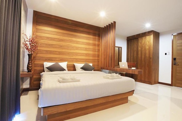 Standard Double Room | Minibar, desk, blackout drapes, rollaway beds