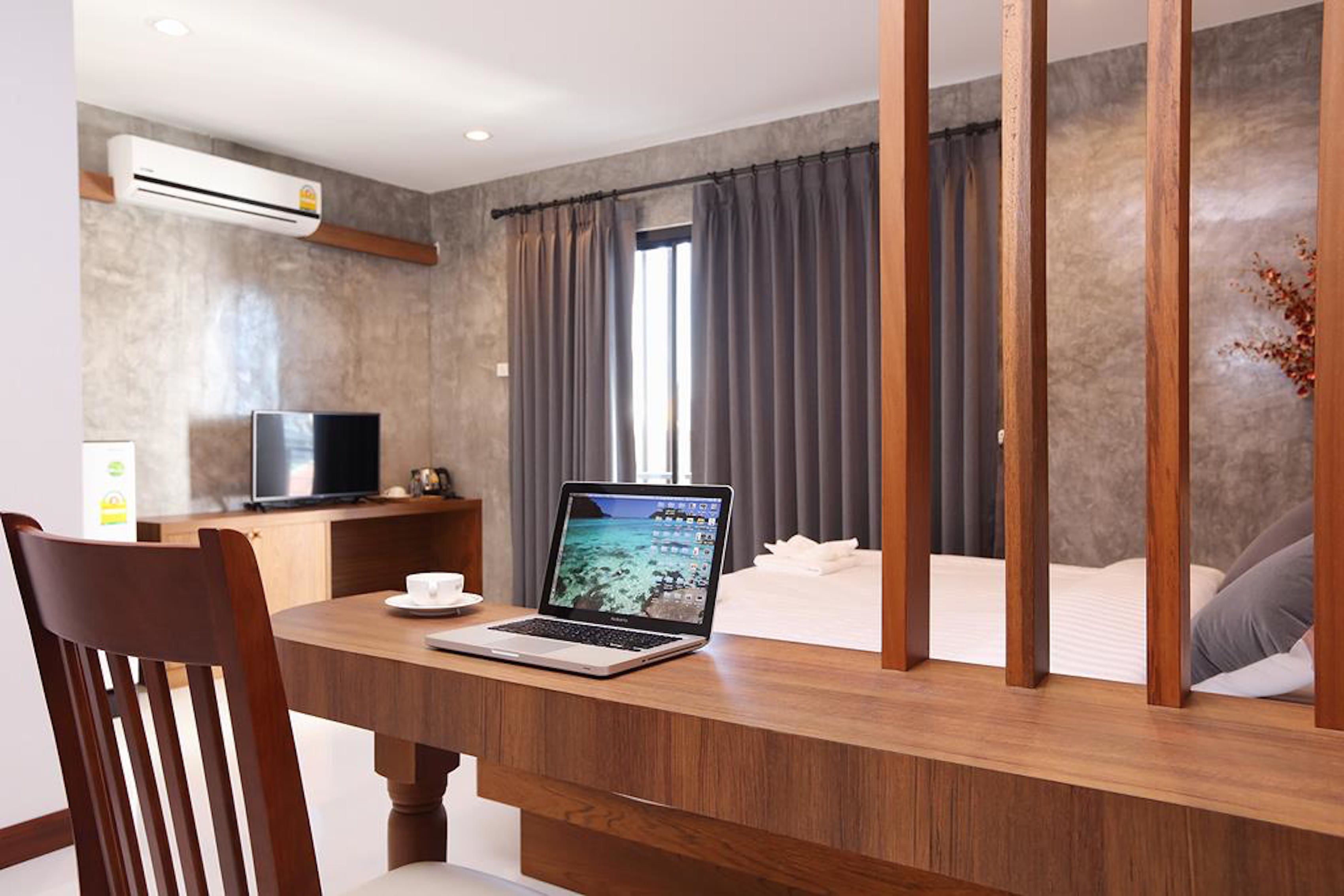 standard double room | minibar, desk, blackout curtains, rollaway beds