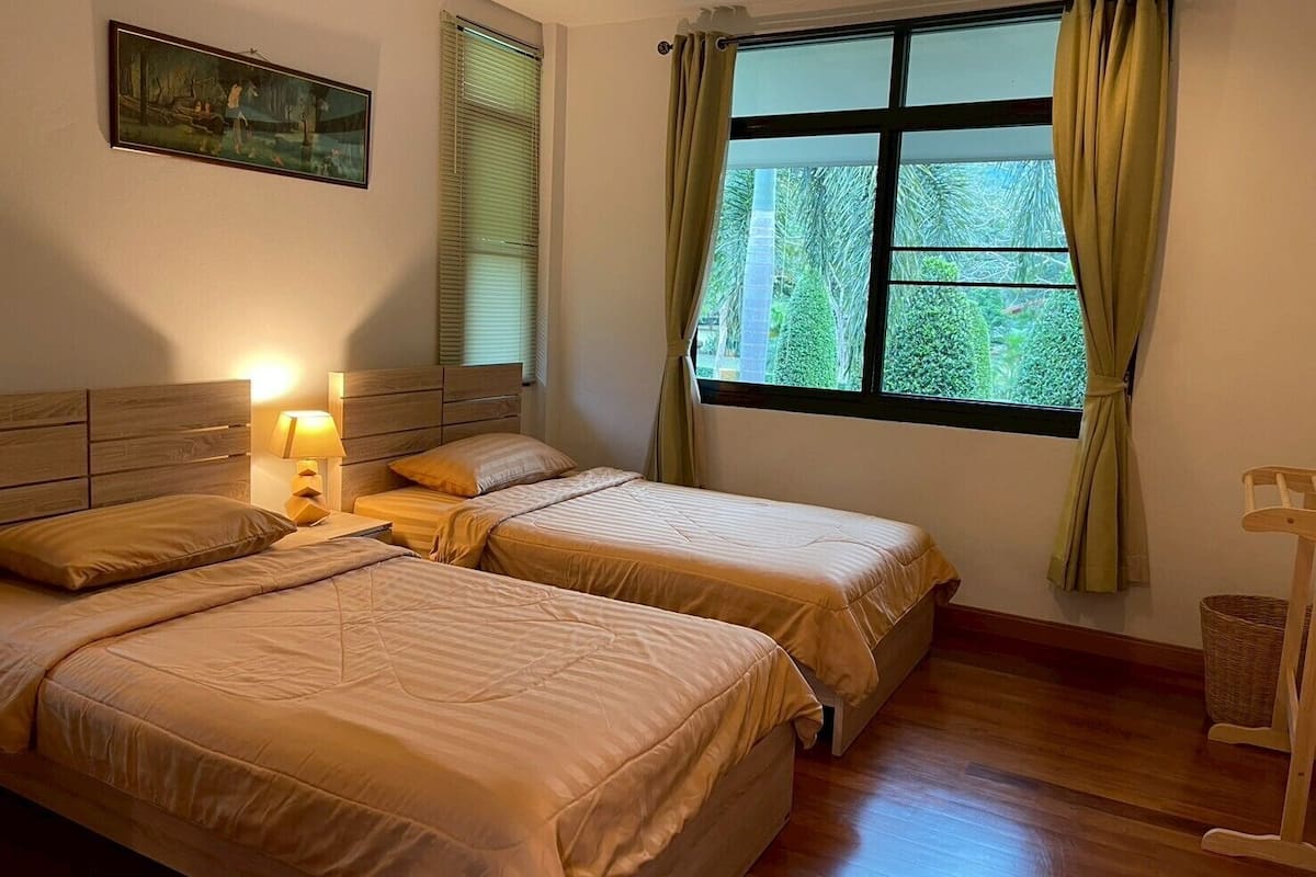 Villa, 2 Twin Beds | Minibar, desk, free WiFi