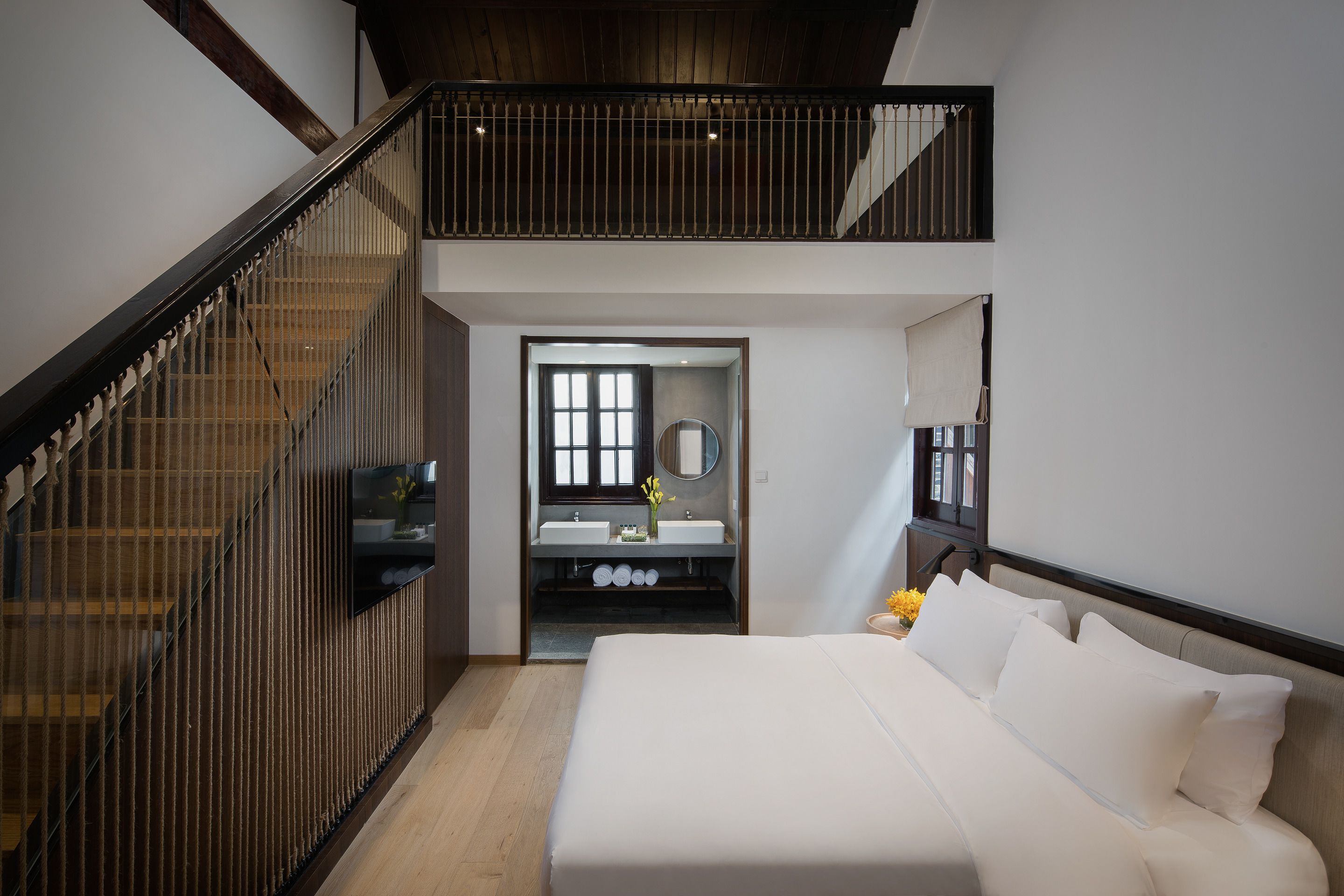 family suite | premium bedding, down duvets, select comfort beds