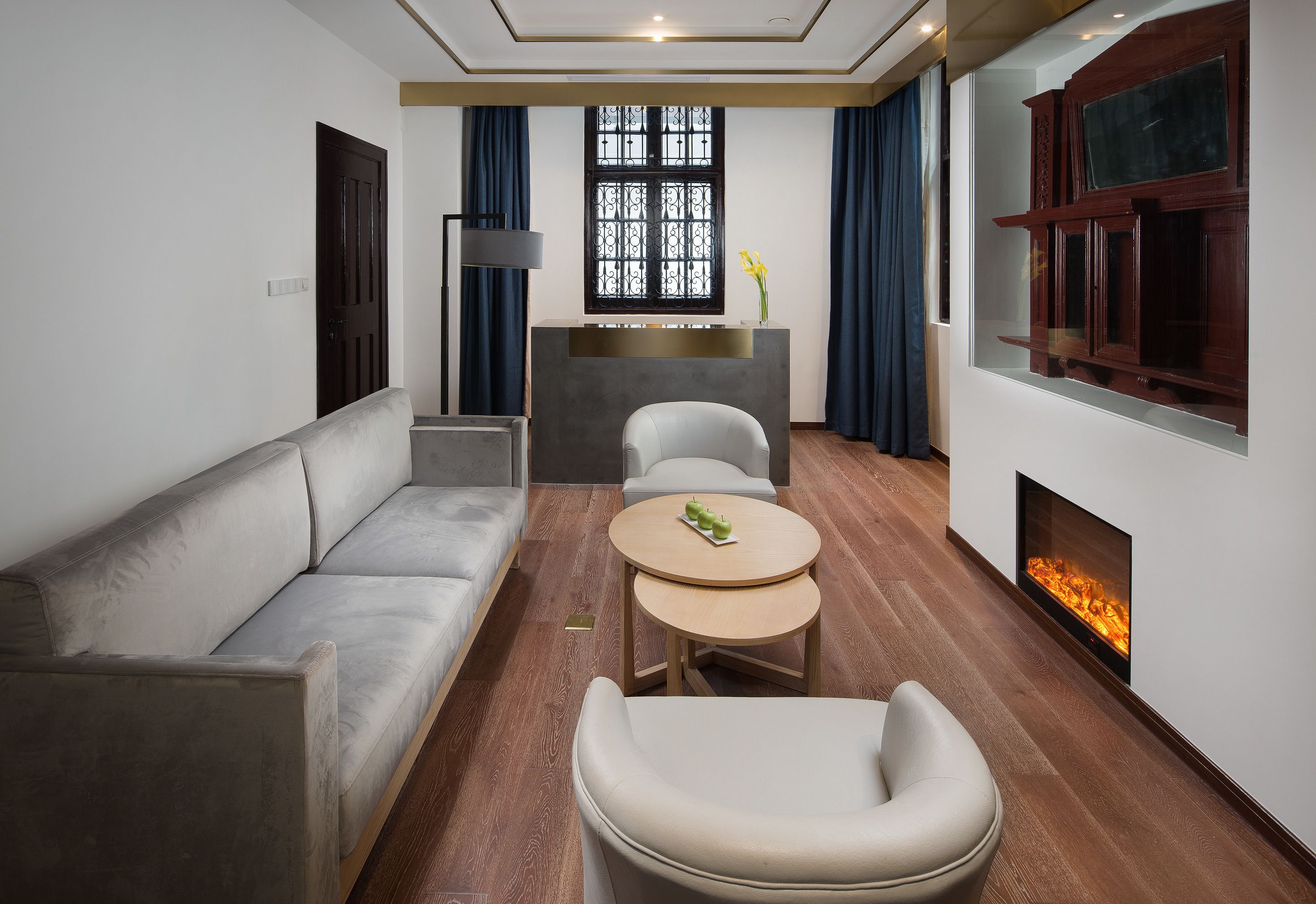 luxury suite | premium bedding, down duvets, select comfort beds