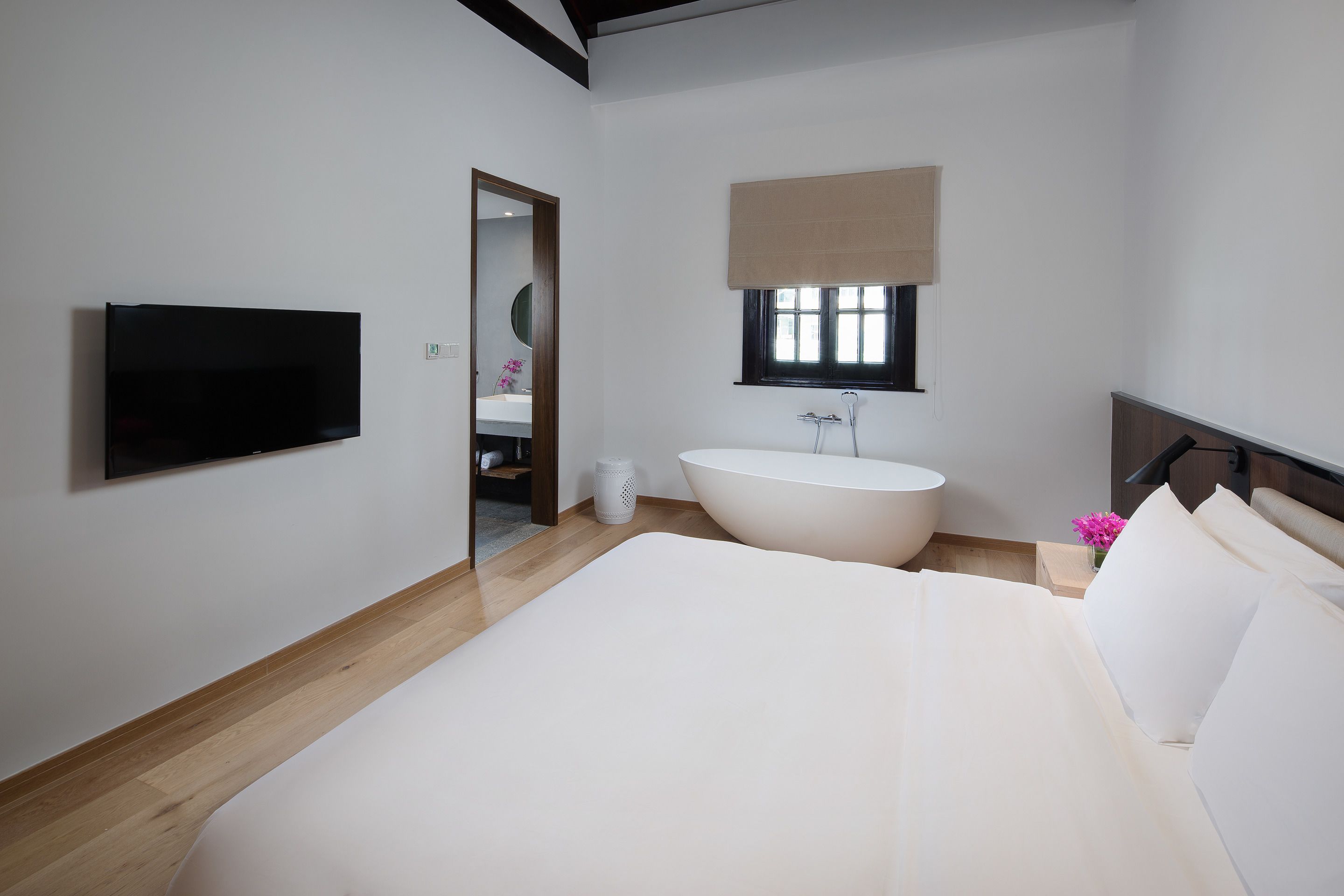 design suite | premium bedding, down duvets, select comfort beds