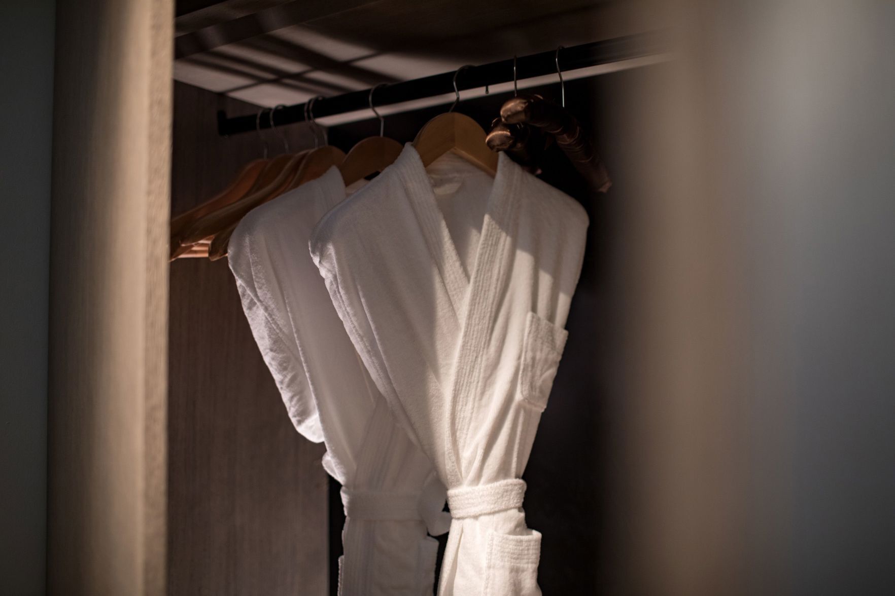 Baderomsfasiliteter | Toalettartikler (inkludert), hårføner, badekåper og tøfler