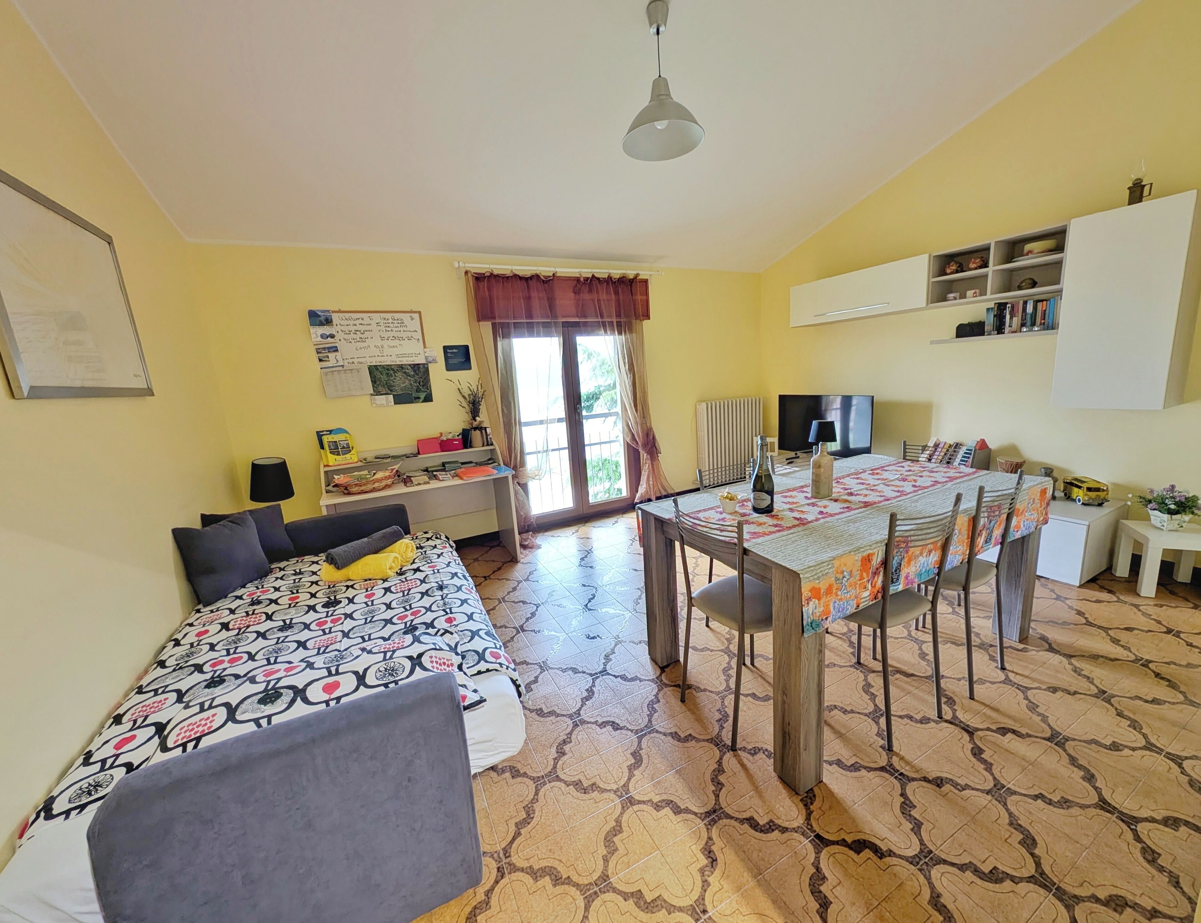 2 多间卧室、熨斗/熨衣板、WiFi、床单