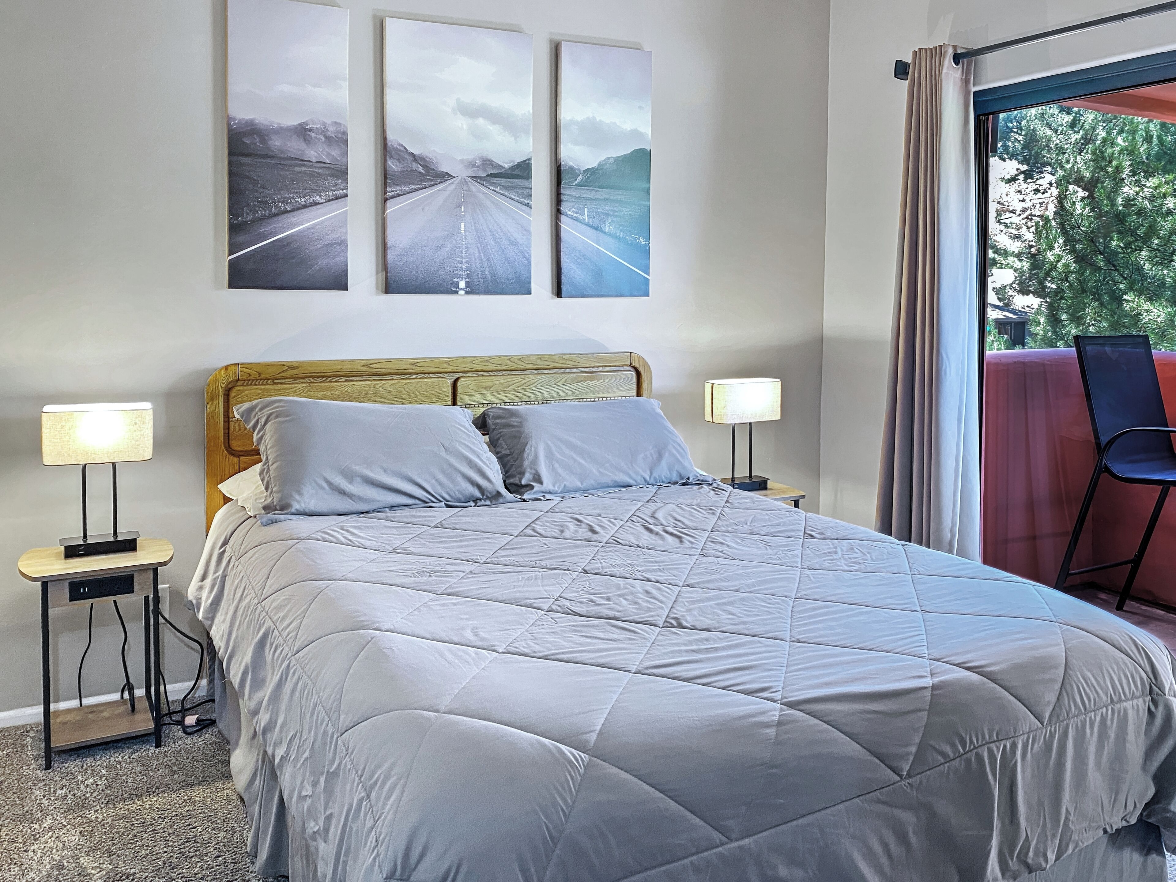 2 bedrooms, desk, iron/ironing board, travel cot