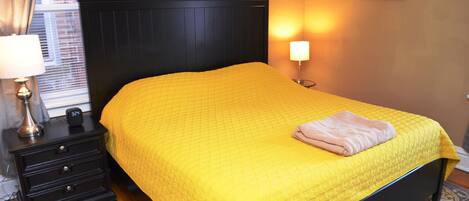 1 bedroom, desk, iron/ironing board, free WiFi