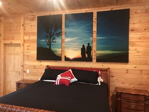 5 slaapkamers, een bureau, een strijkplank/strijkijzer, gratis wifi