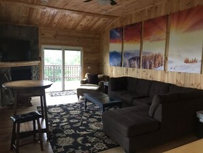 Smart TV, fireplace, video games