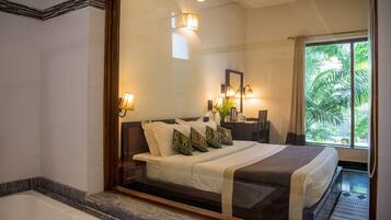 Premium Double or Twin Room | Minibar, in-room safe, individually decorated, individually furnished