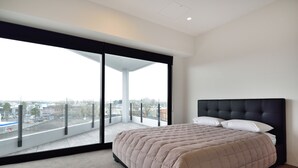 Unclassified image, 3 of 22, button - Freemans Bay Three Bedroom with a View (Auckland)