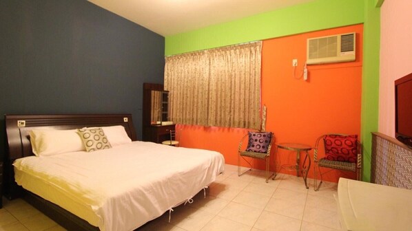 Desk, blackout drapes, rollaway beds, free WiFi