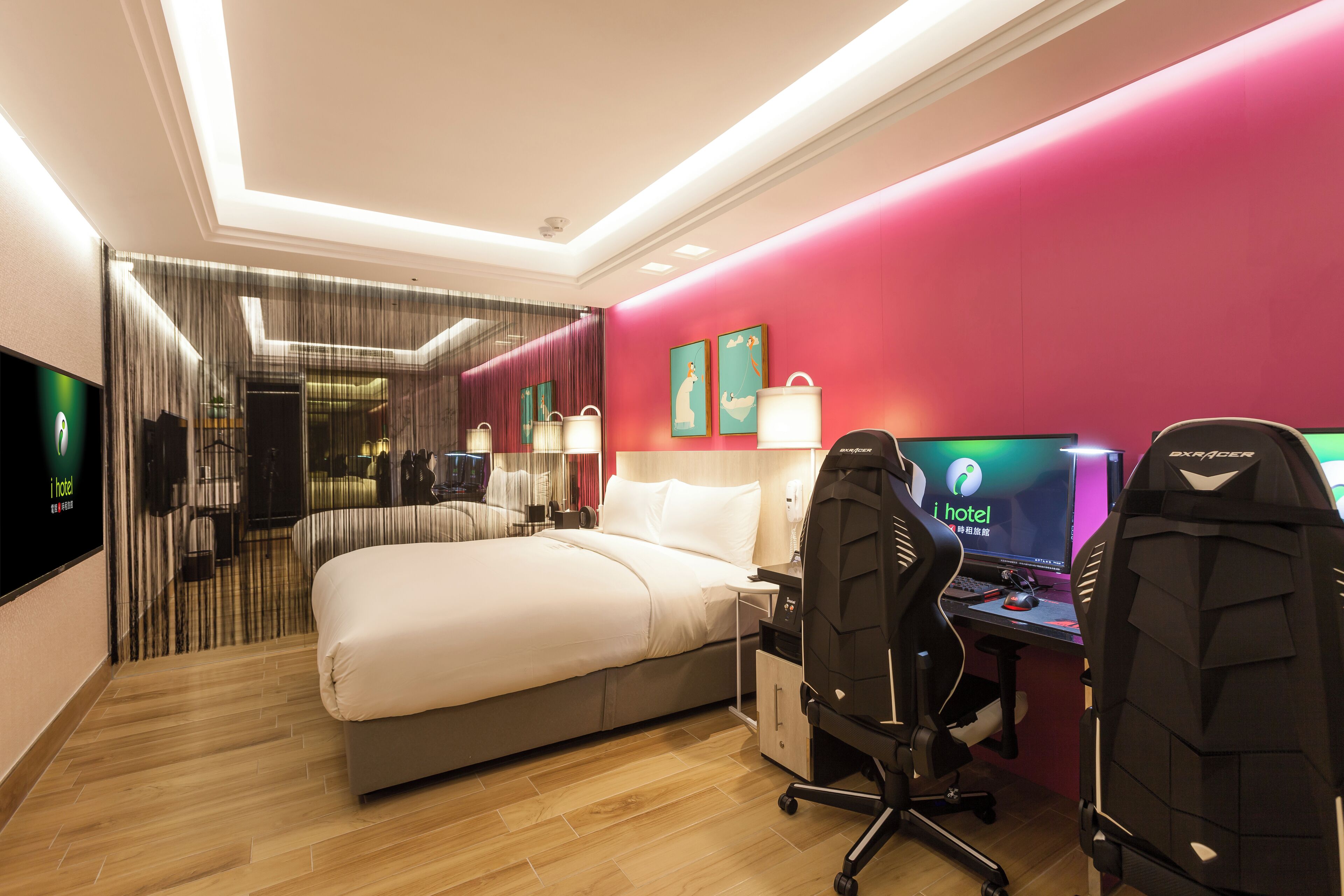 double room  | 1 bedroom, premium bedding, pillow-top beds, free minibar