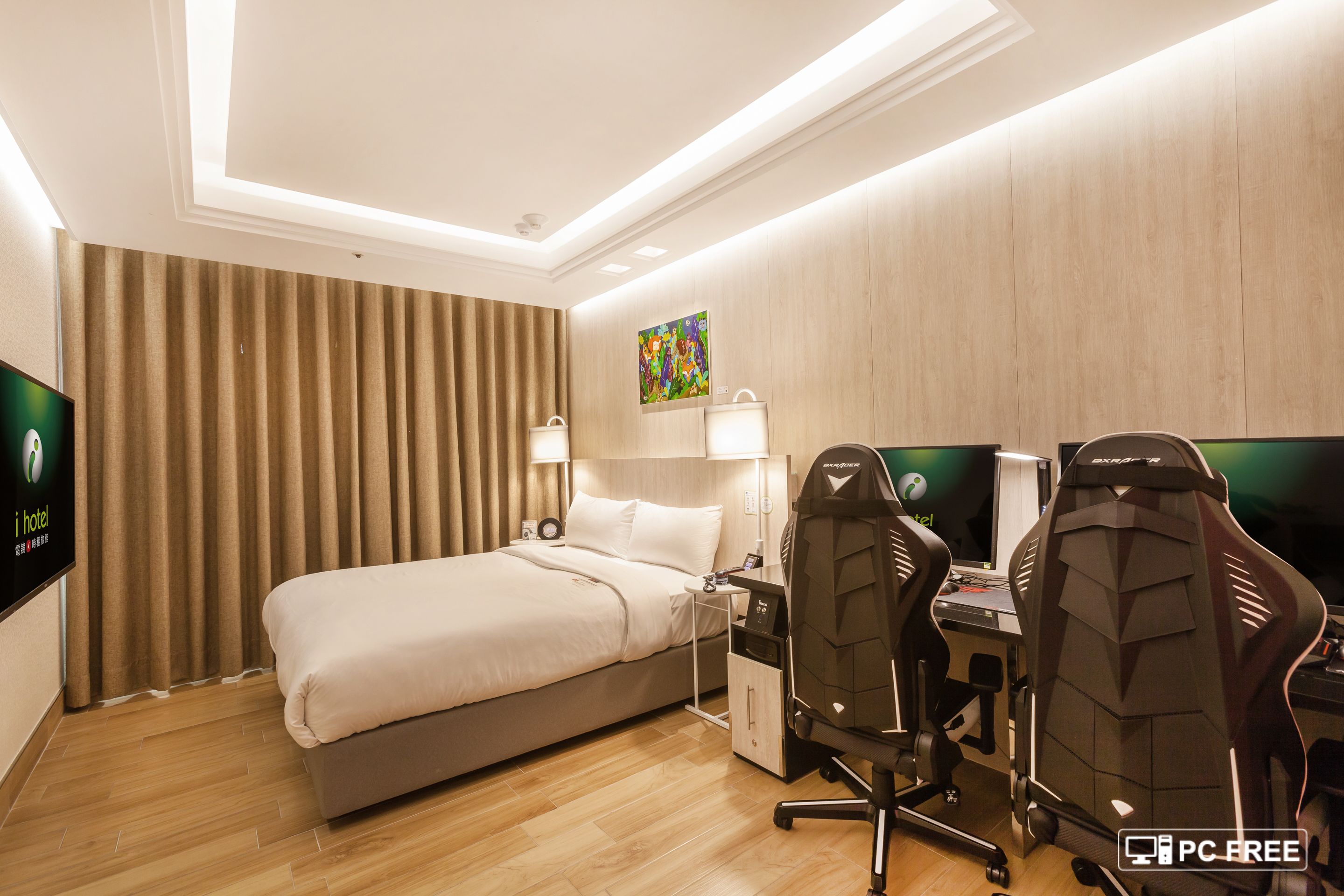 double room  | 1 bedroom, premium bedding, pillow-top beds, free minibar