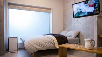 Economy Double Room, 1 Double Bed, Non Smoking, Bathtub | Room amenity