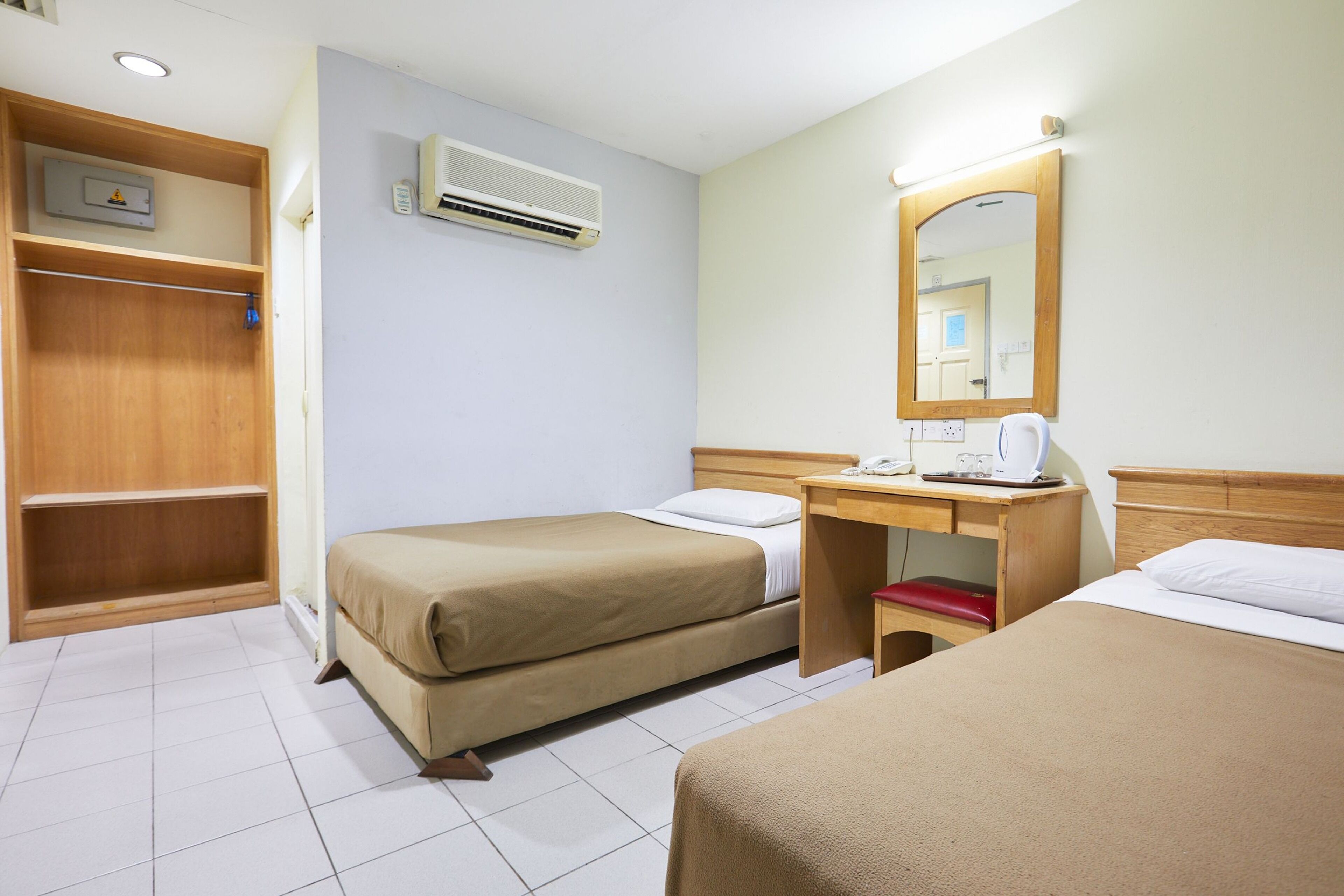 Photo - Tang City Hotel, Petaling Street, Merdeka PNB 118 Tower