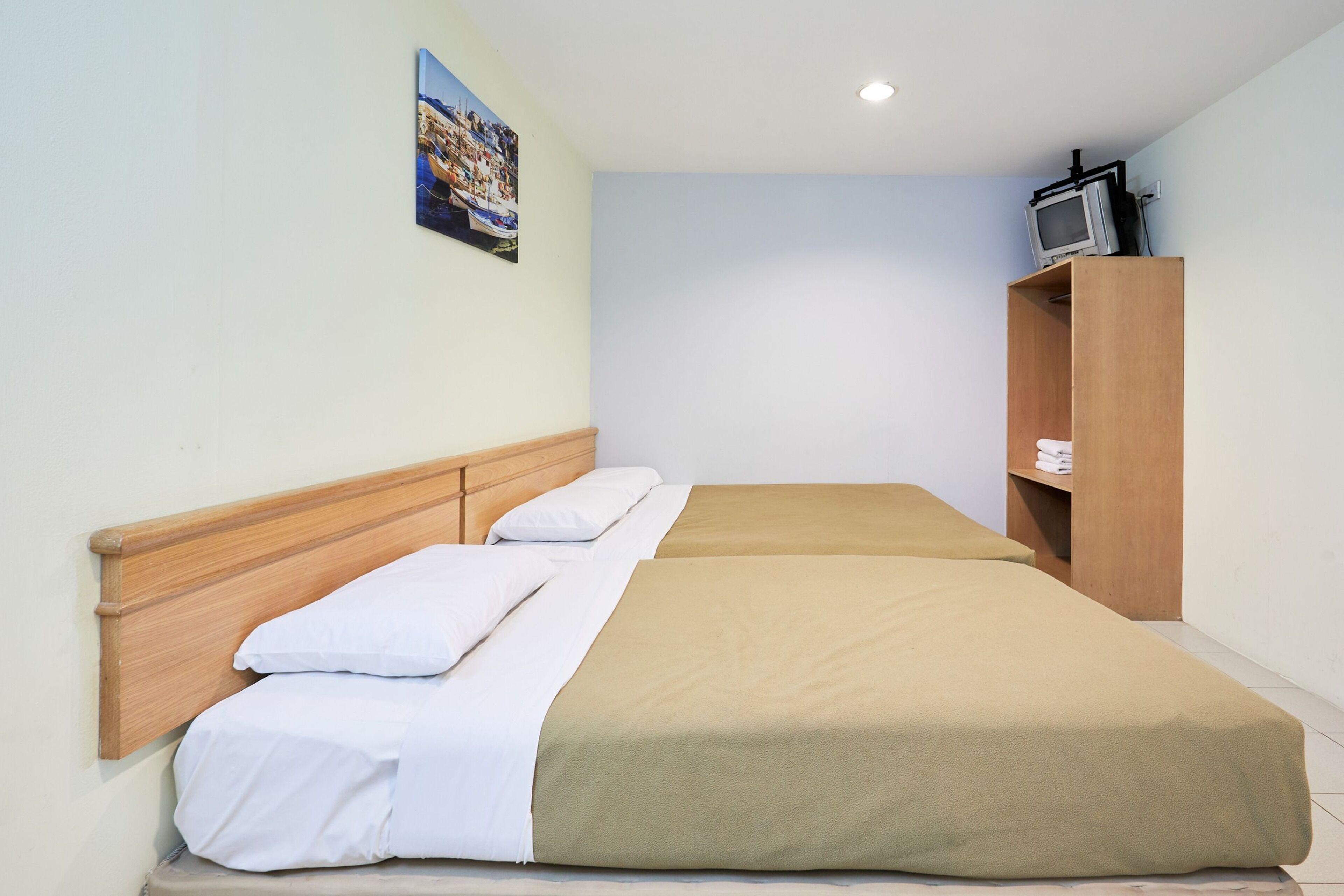 Literie de qualité supérieure, coffres-forts dans les chambres, bureau