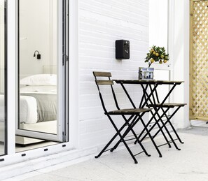 Studio classique, balcon, vue sur la ville | Balcon
