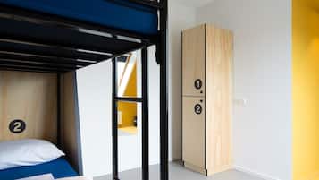 Twin Room | Soundproofing, rollaway beds, free WiFi, bed sheets