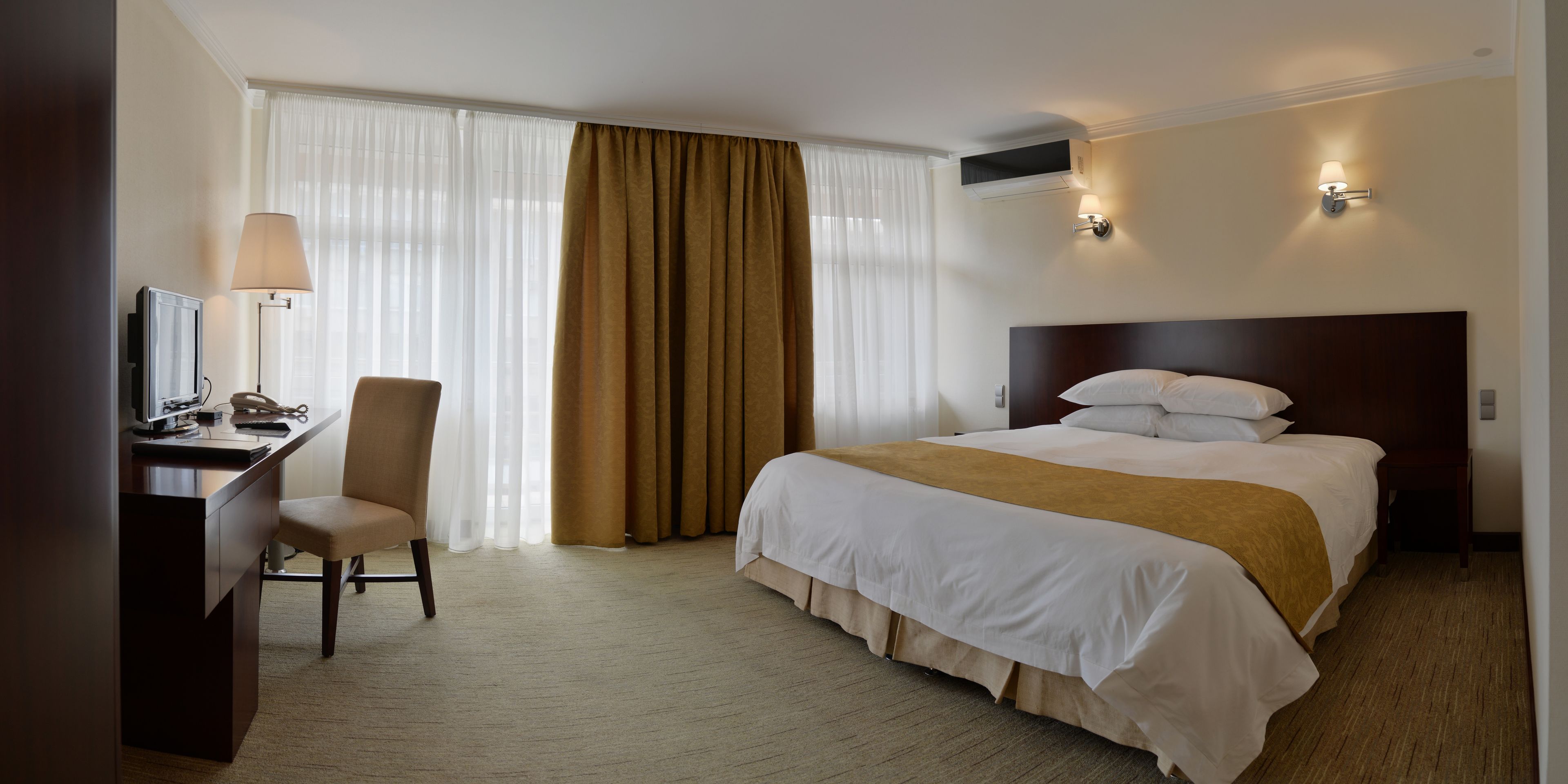 standard double or twin room | in-room safe, desk, laptop workspace, blackout curtains