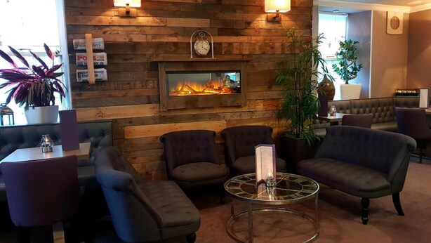 Lobby - Fairburn Hotel (Mauchline)