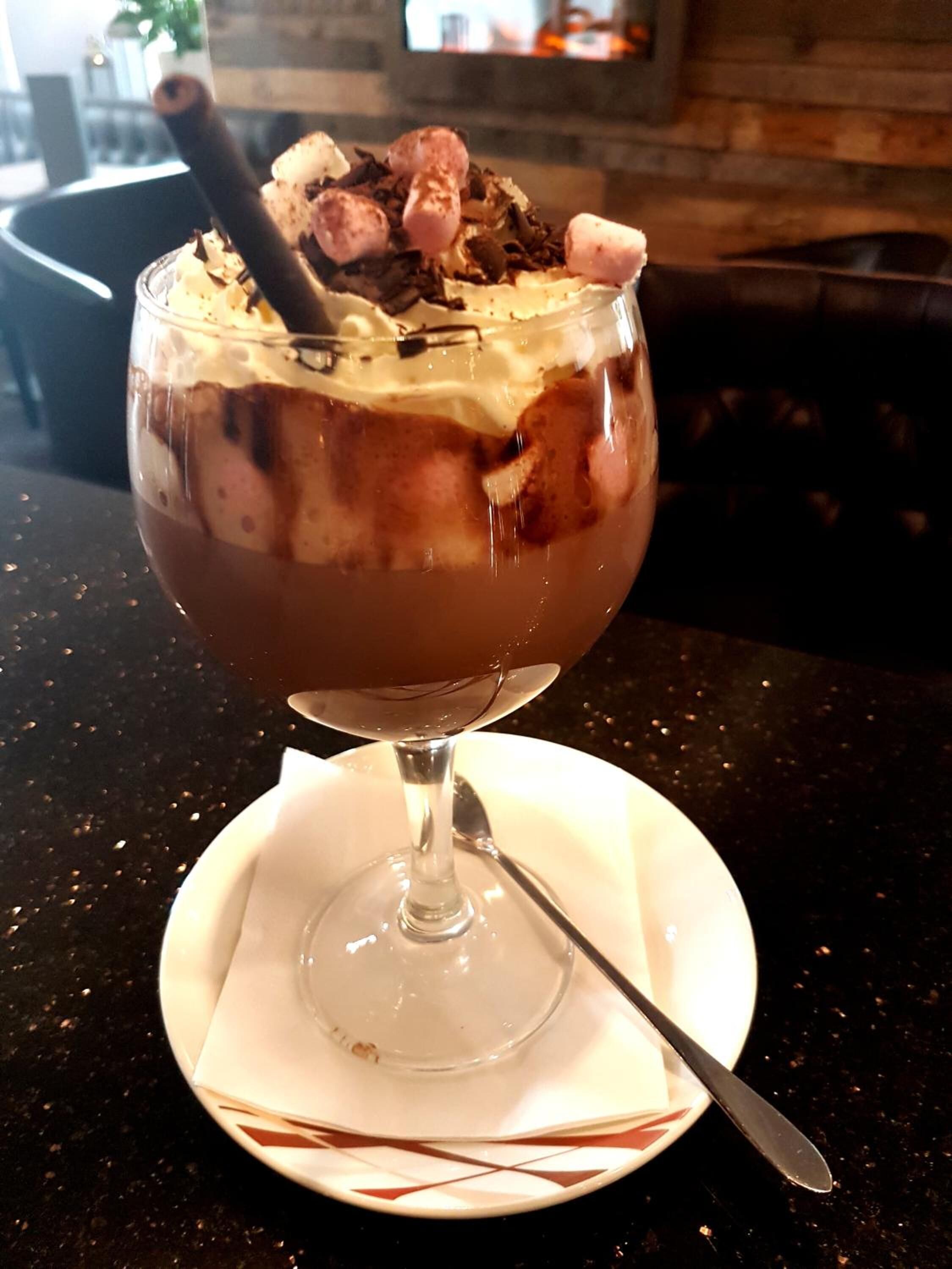 breakfast, lunch, dinner served; british cuisine, garden views