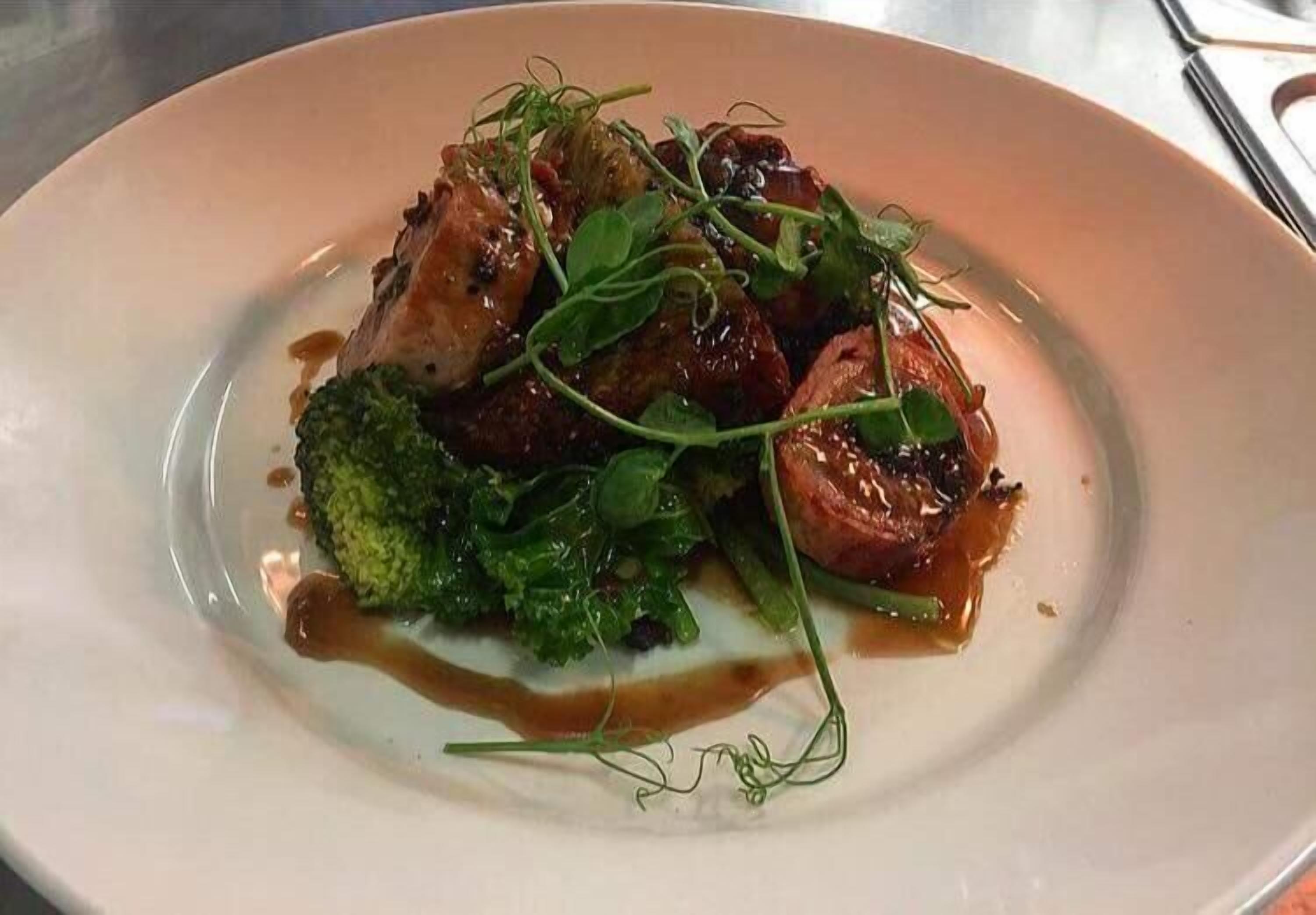 breakfast, lunch, dinner served; british cuisine, garden views