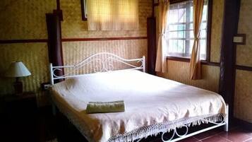 Rollaway beds, free WiFi