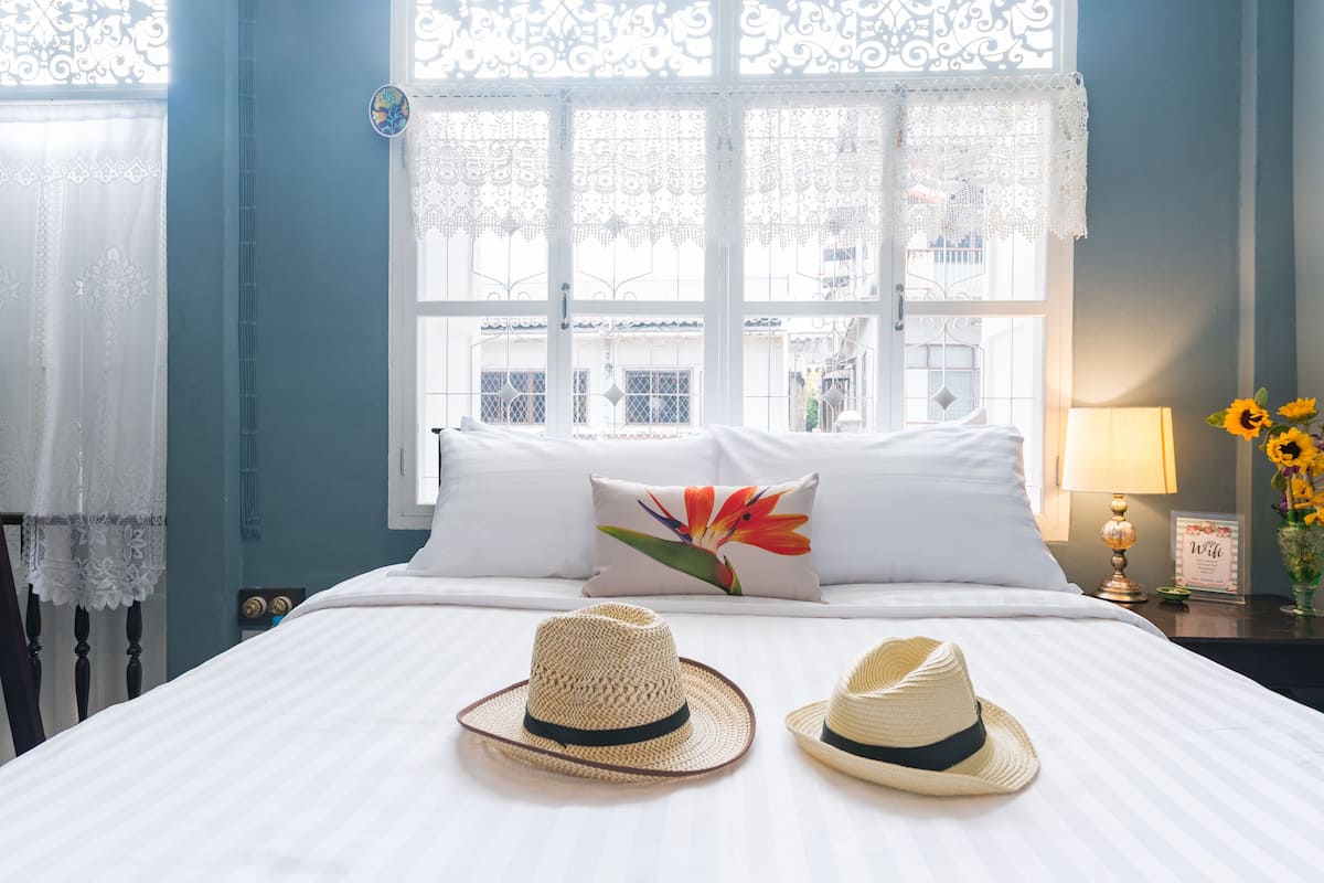 Queen Suite | Minibar (inkludert), safe på rommet og skrivebord