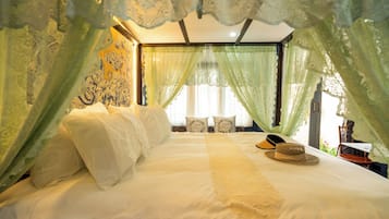 Honeymoon Room | Free minibar, in-room safe, individually decorated