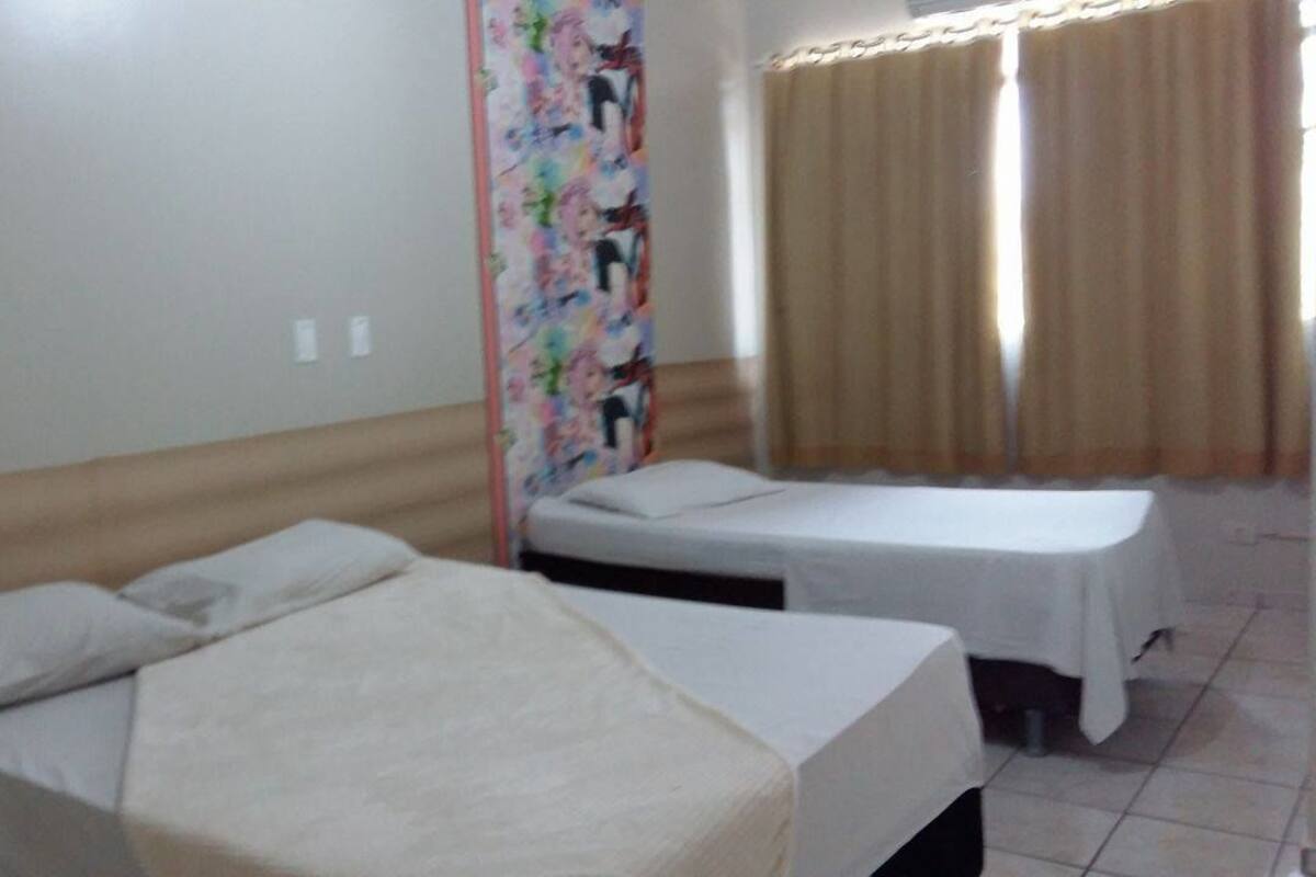 Free cots/infant beds, free WiFi