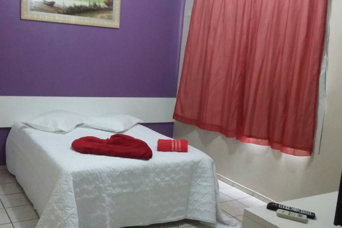 Free cots/infant beds, free WiFi