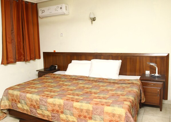 In-room safe, desk, blackout curtains, soundproofing